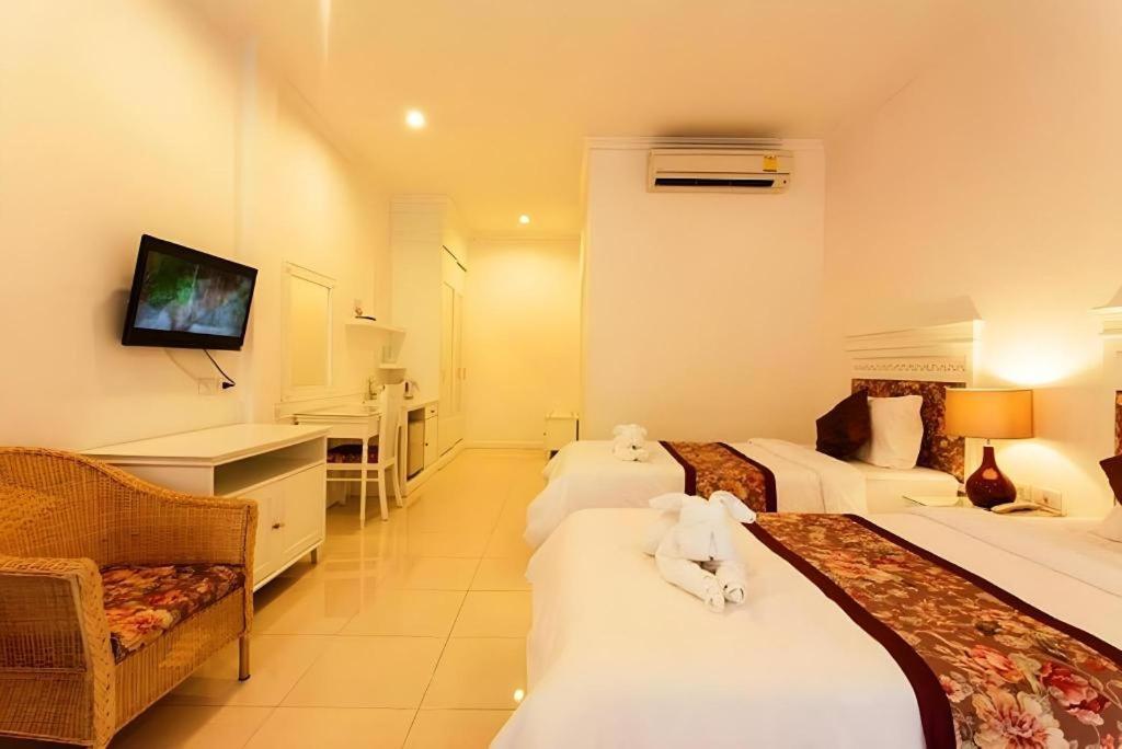 Resort Amarin 3*