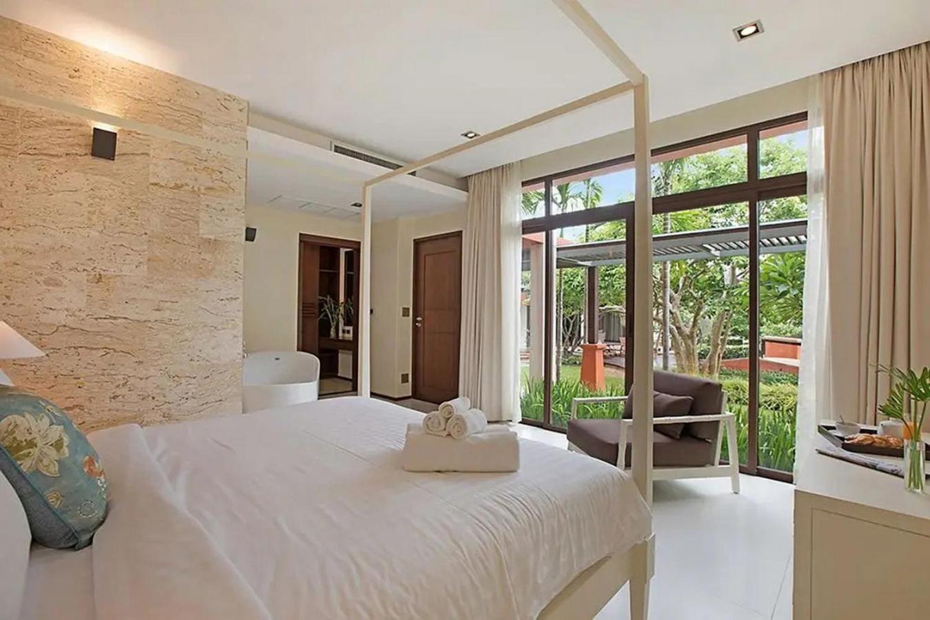 Villa Six Hills - A Private Sanctuary Of Elegance