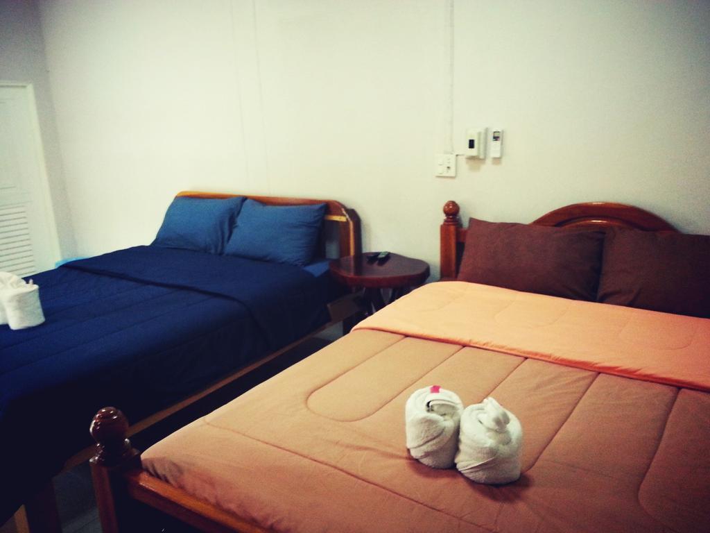 Resort Baan Khaoneawdum Nong Nam Daeng