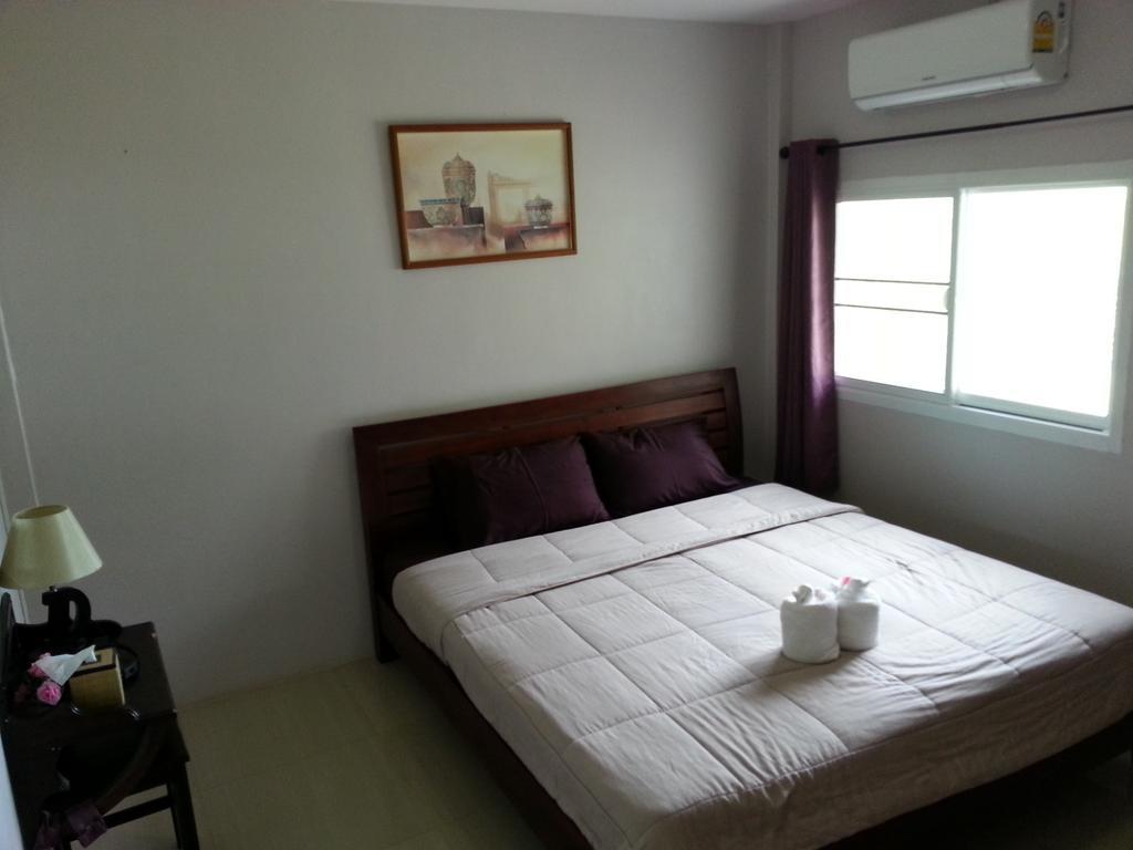 Baan Khaoneawdum Resort Nong Nam Daeng