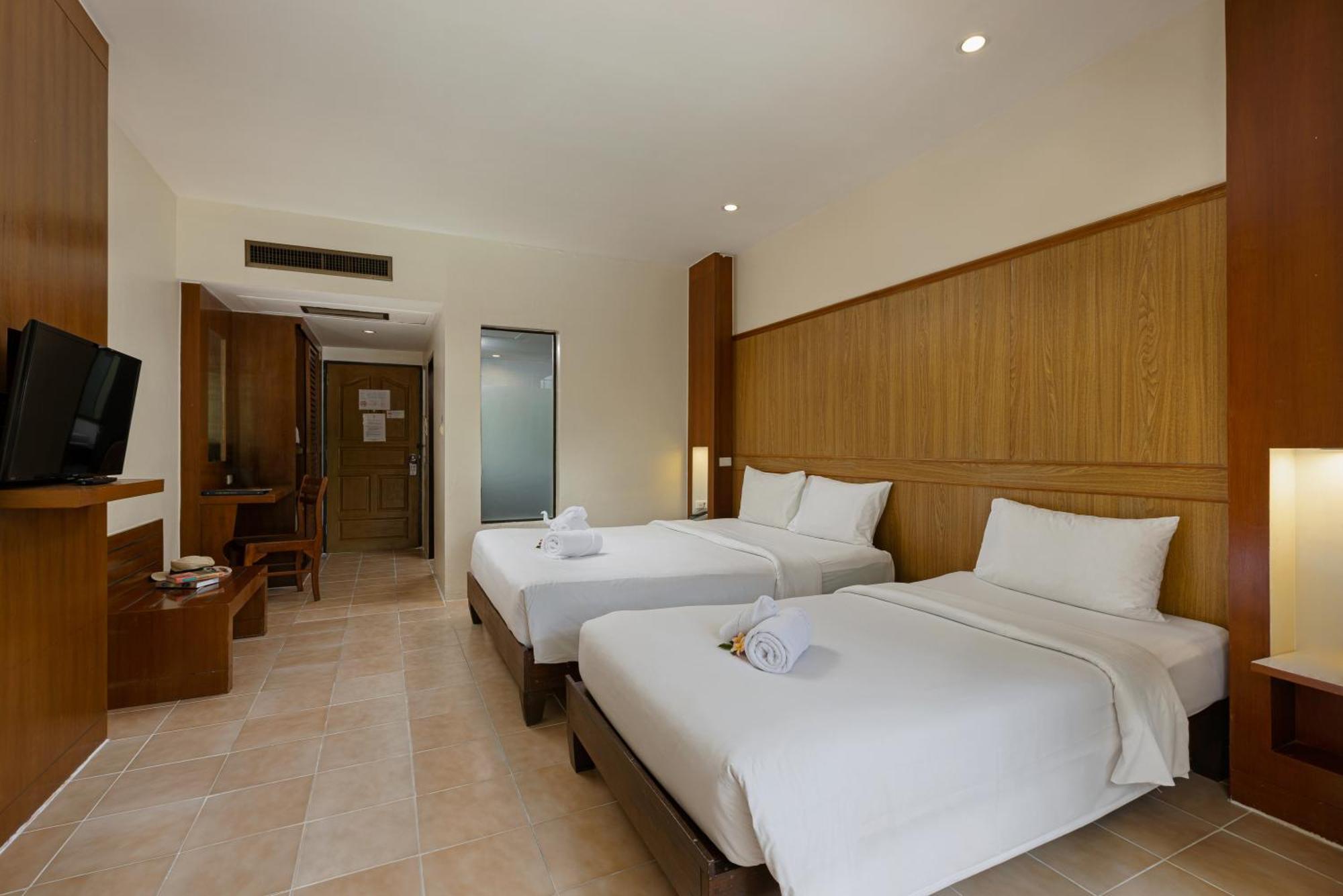 - Sha Extra Hotel 4*