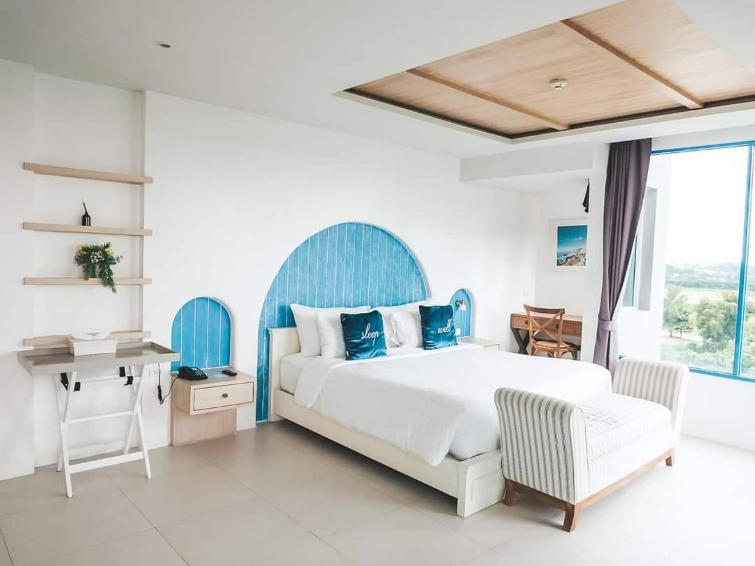 Hotel Costa Village Bangsaray Bang Sare