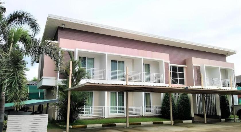 Loft Village 2* Nakhon Nayok