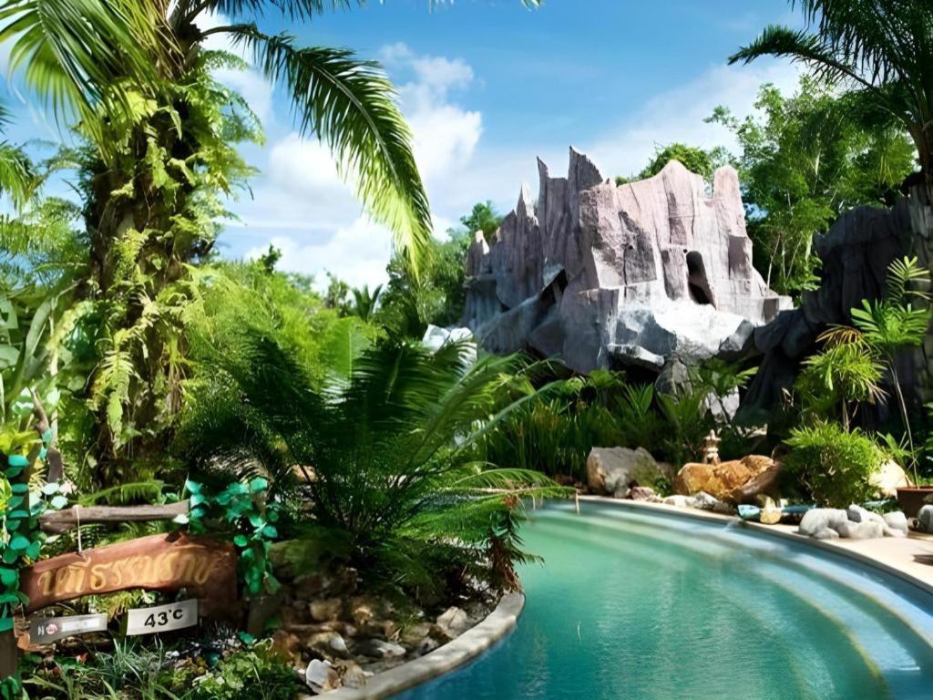 Nattha Waree Hot Spring And 3* Ban Nua Khlong