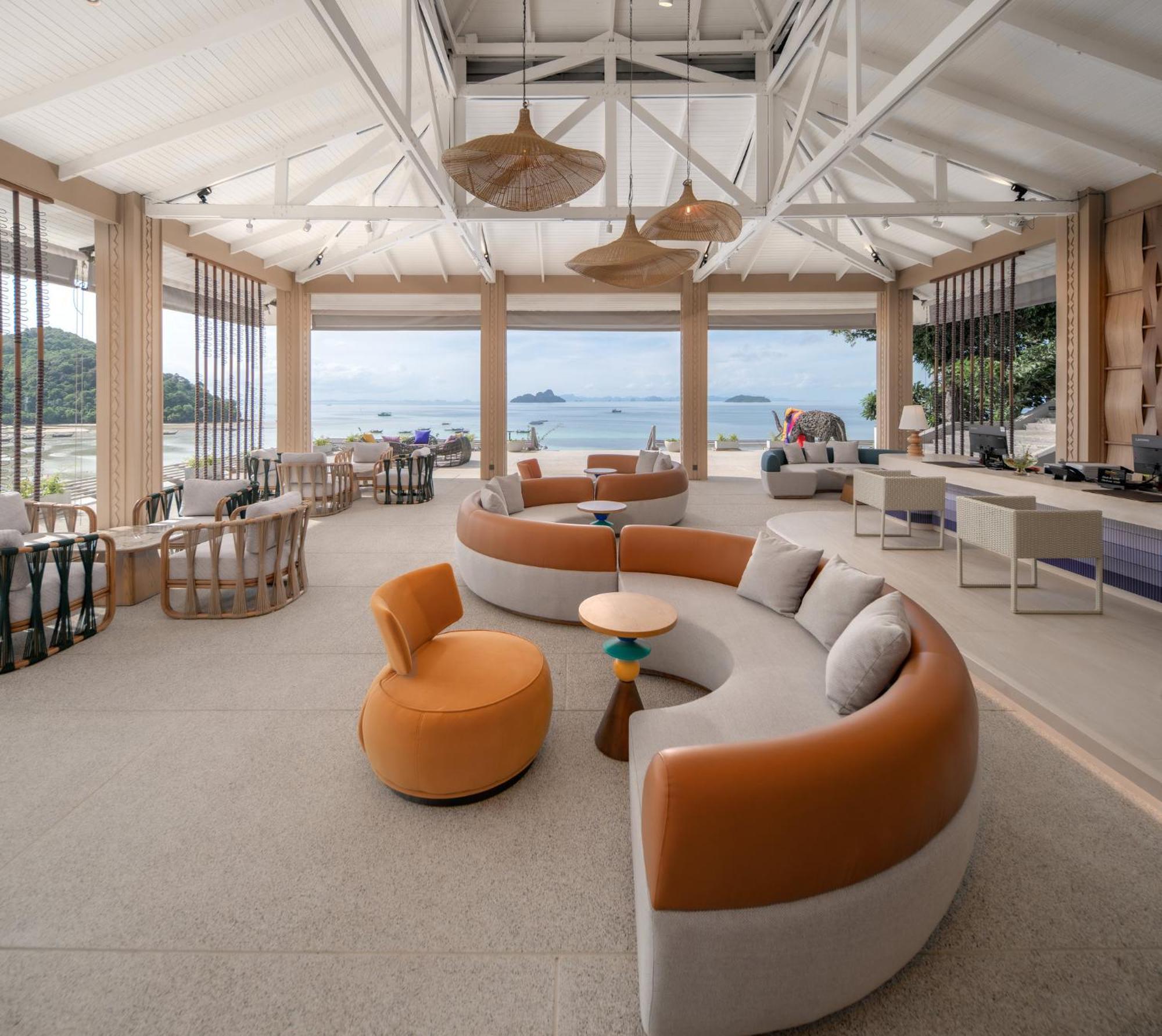 Centara Island Hotel 4*
