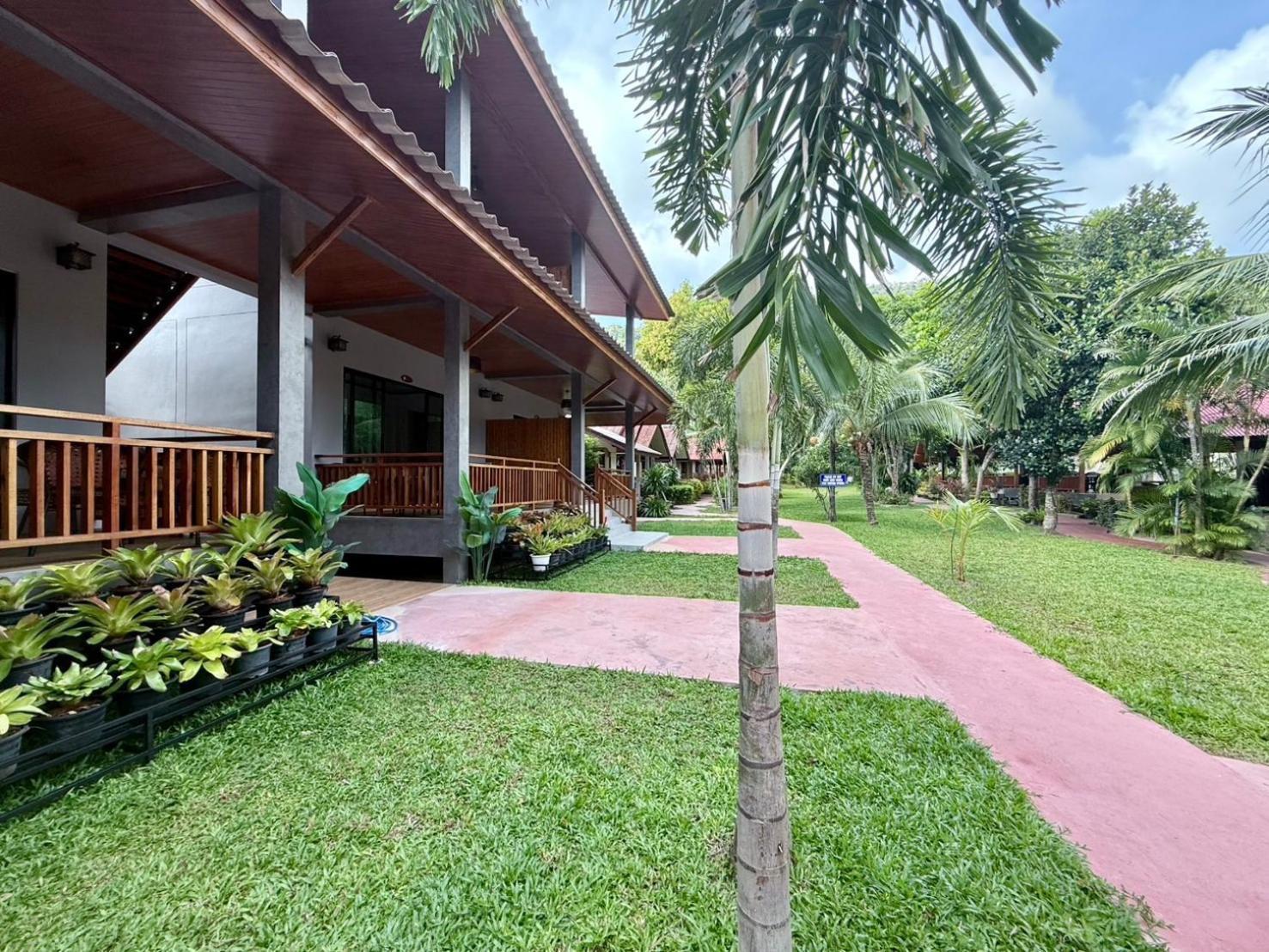 Koh Pha-ngan 3* Thong Nai Pan Yai