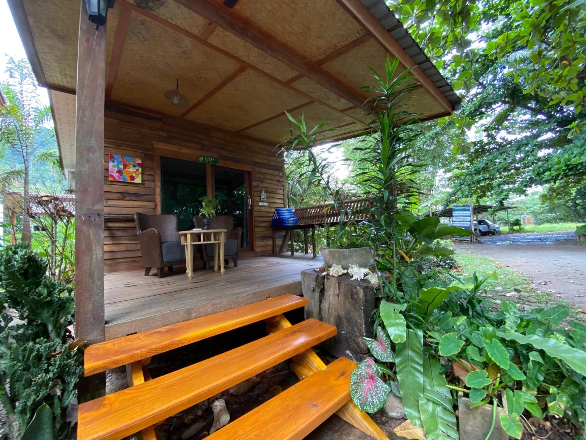 Hotel Coconut Lanta @klong Dow