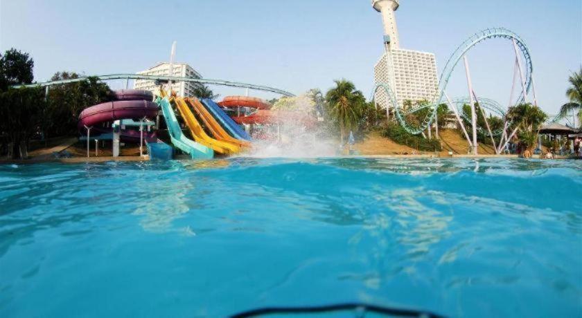 R-con 3* Pattaya