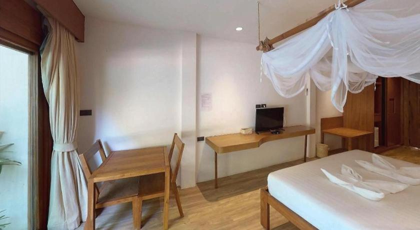 Resort Sealey 3*