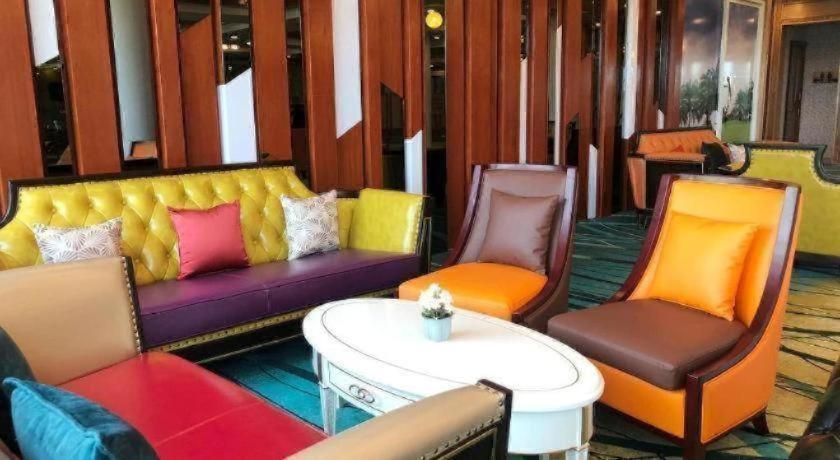 Hotel Pinehurst Golf Club And Pathum Thani