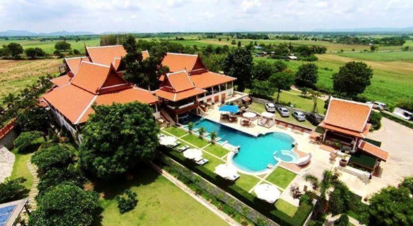 Baan Souchada & Saraburi