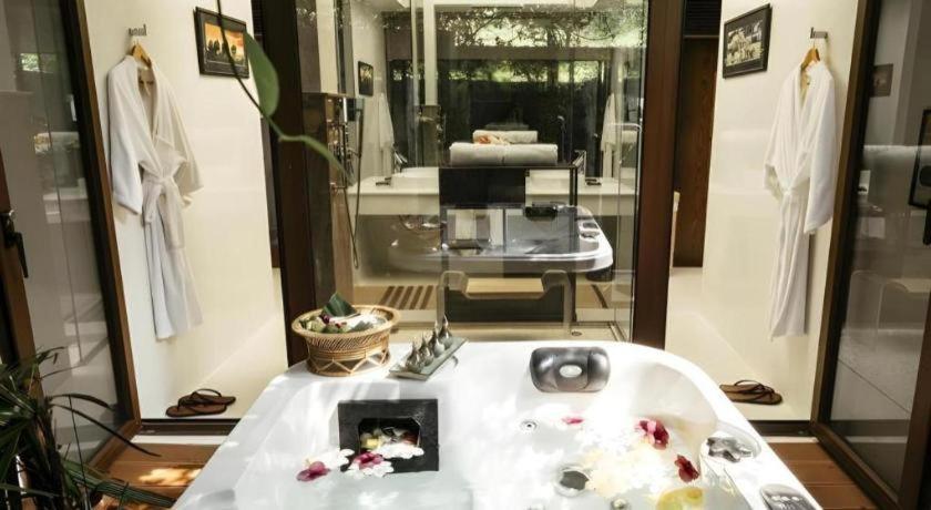 Resort Baan Souchada & Saraburi