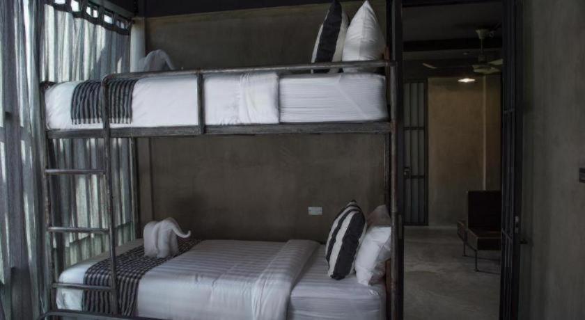 Sook Station Hostel