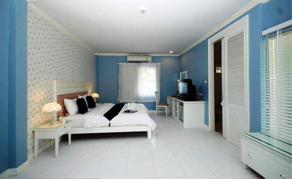 Resort Amarin 3*