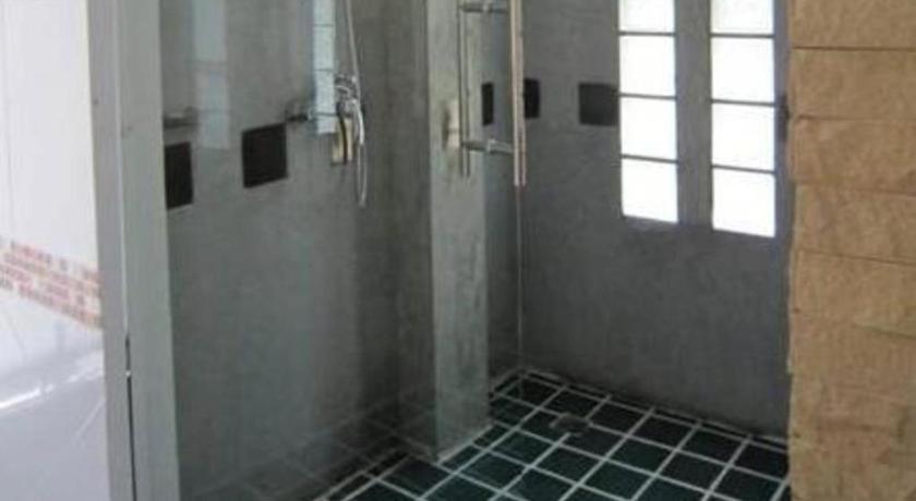 Resort Nattha Waree Hot Spring And Ban Nua Khlong