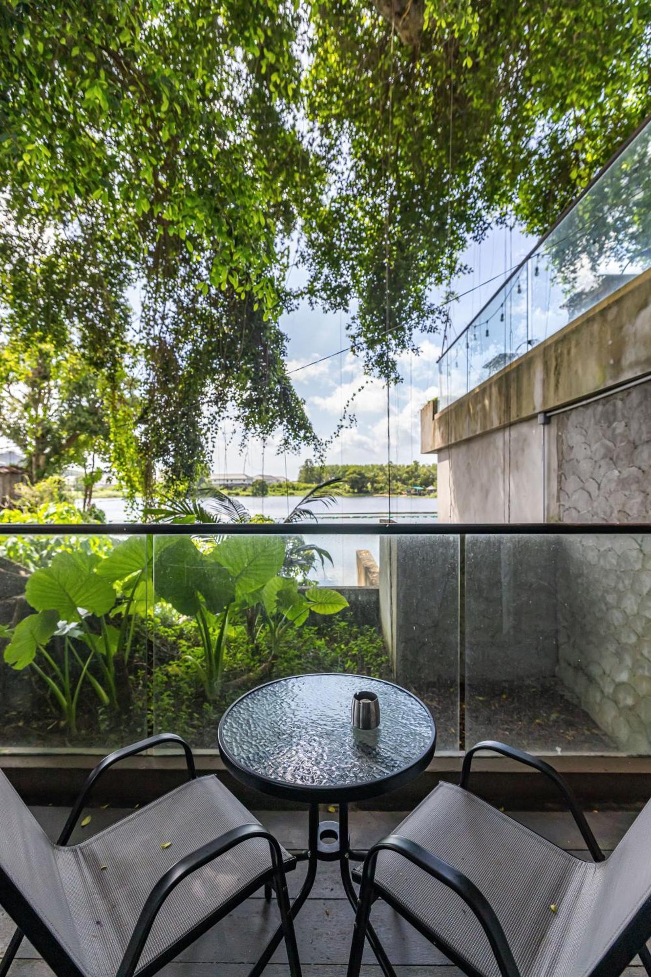 Hotel Antiya Phuket