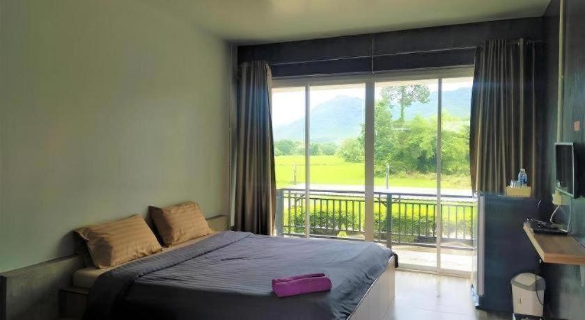 Loft Village Resort 2*