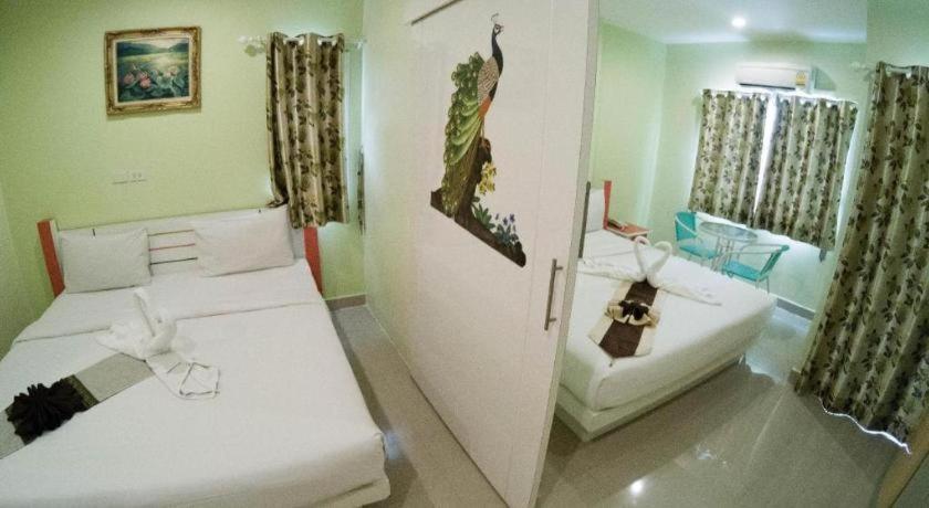 Holland 2* Patong