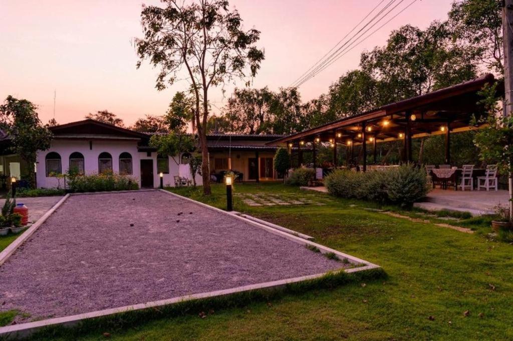 Resort Baan Suan Nuan Ta Samut Songkhram