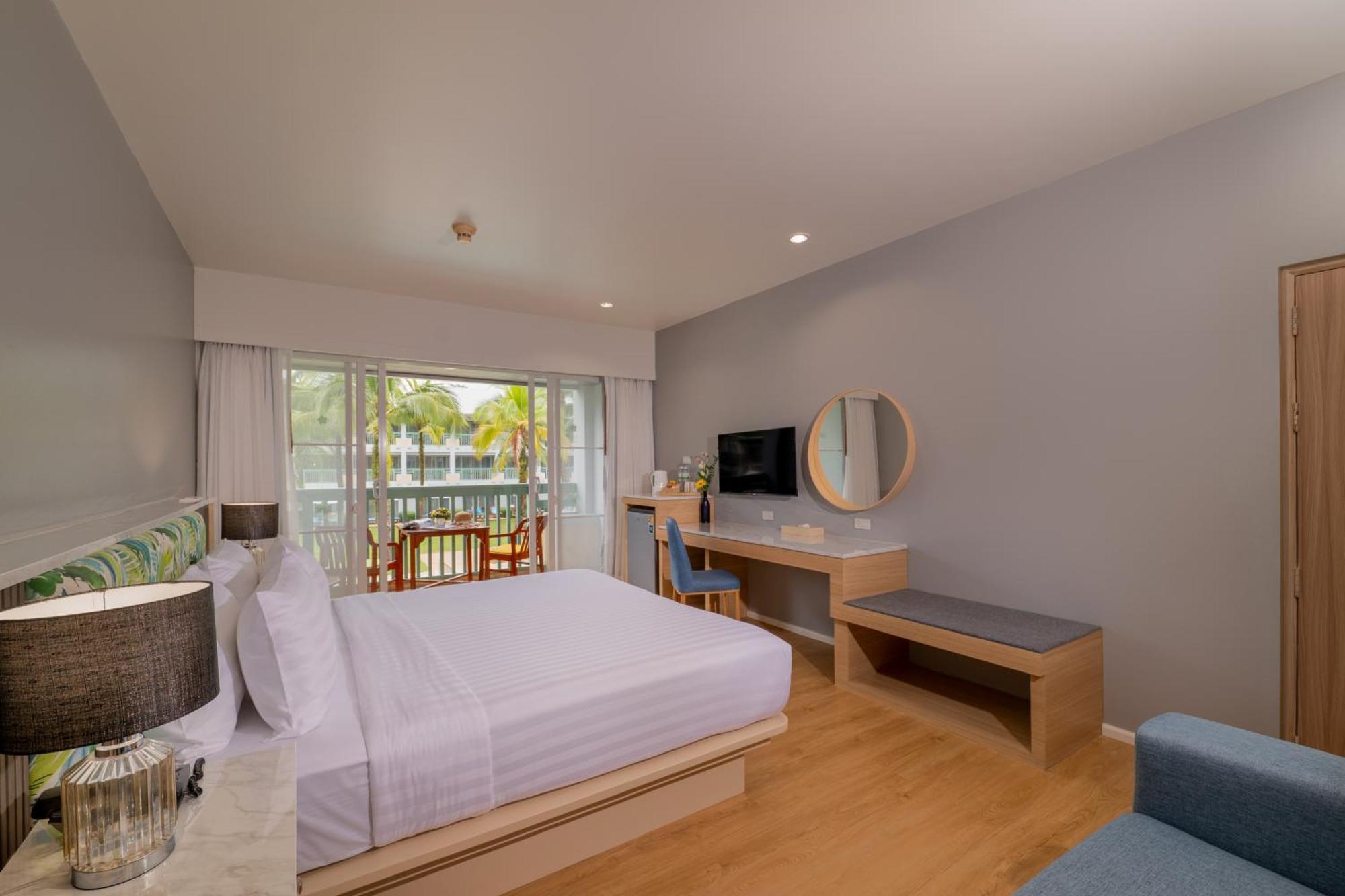 The Briza Resort, Sha Extra Khao Lak