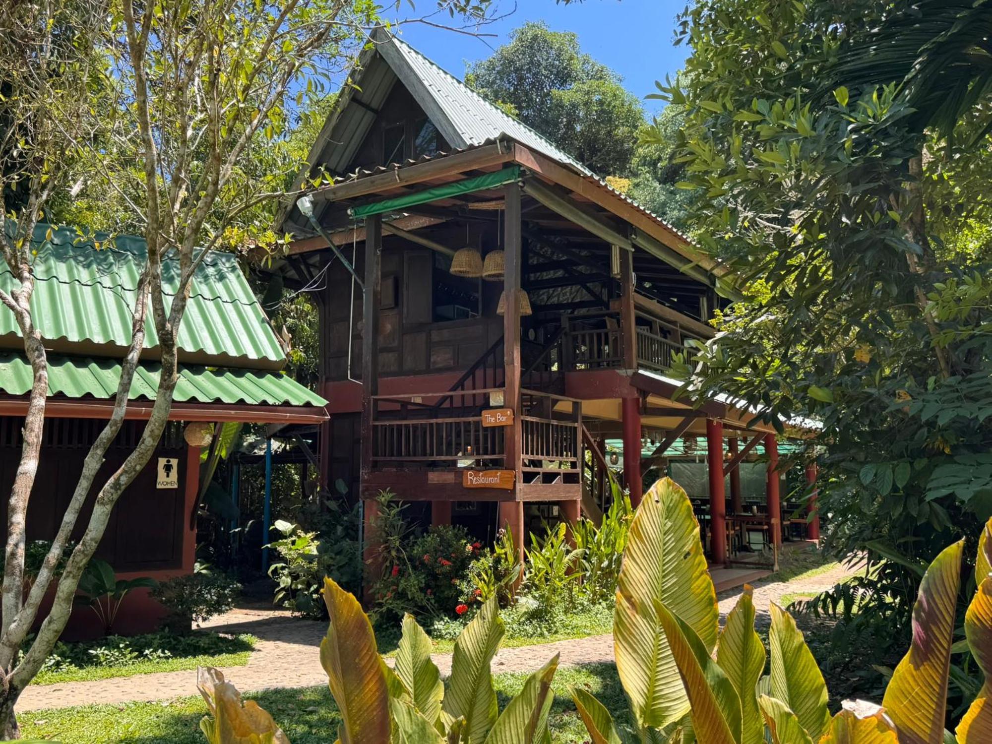Resort Our Jungle House 3*