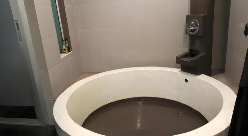Z2 Boutique Hotel 2*