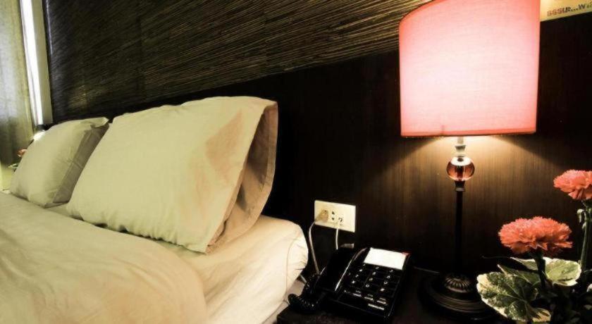 Hotel The Ratchathani 3*