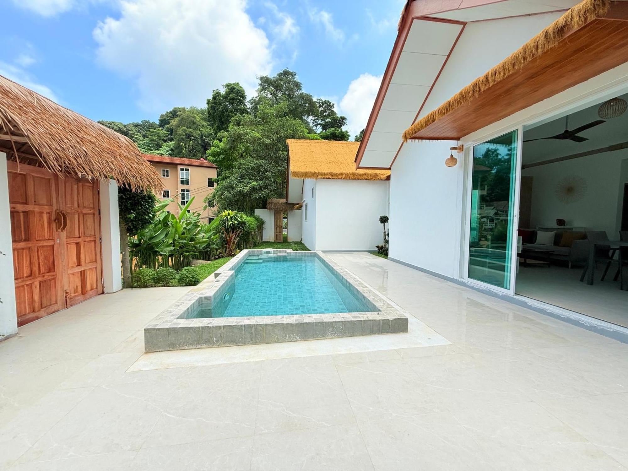Baan Saint-tropez Seaview Kata Beach (Phuket)