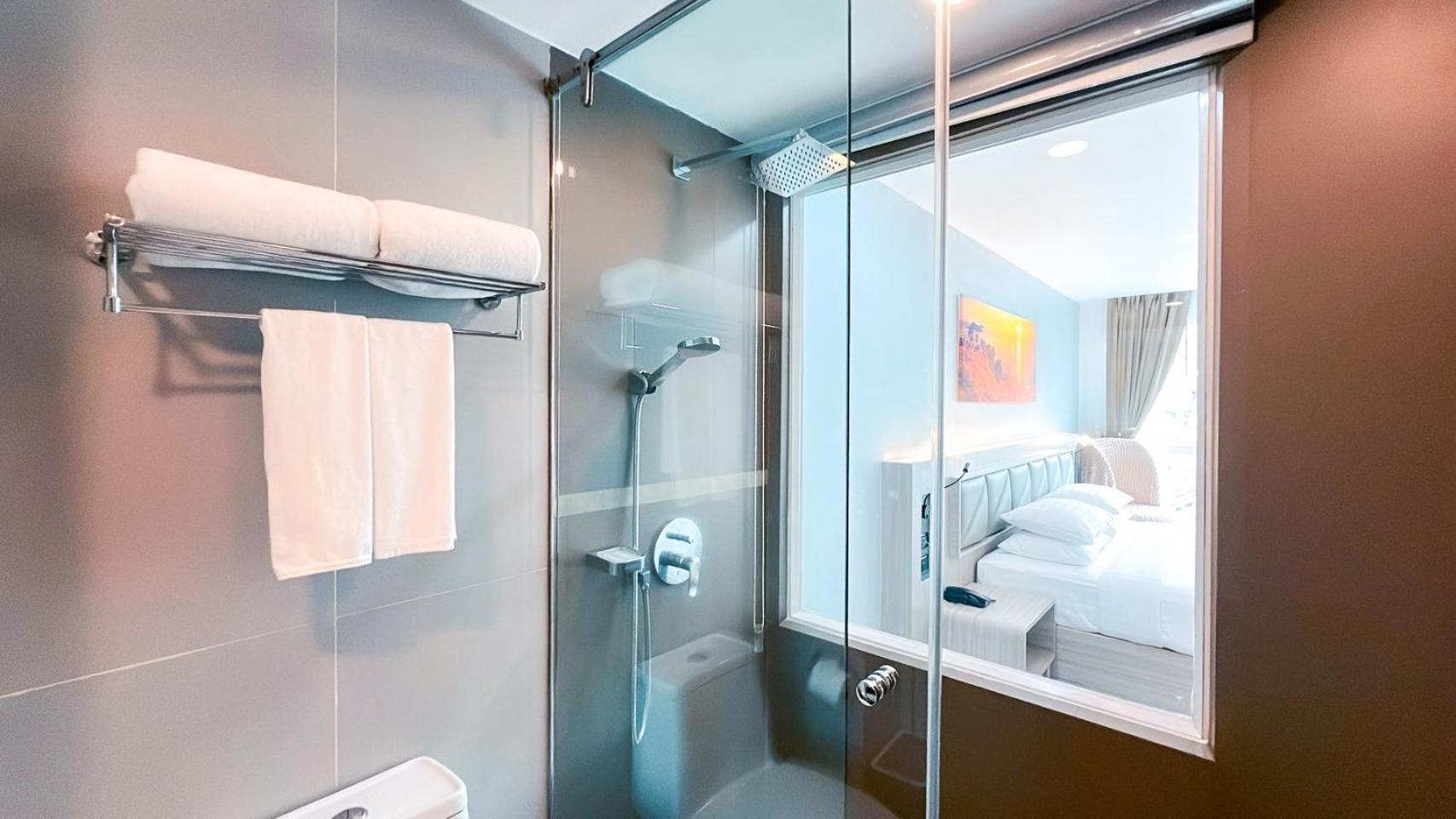 Clarian Hotel Patong