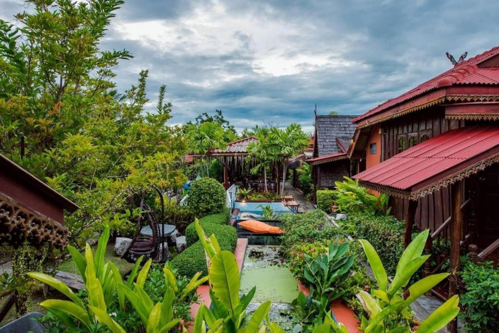 Resort Dang Ky Ploen Tharnnam