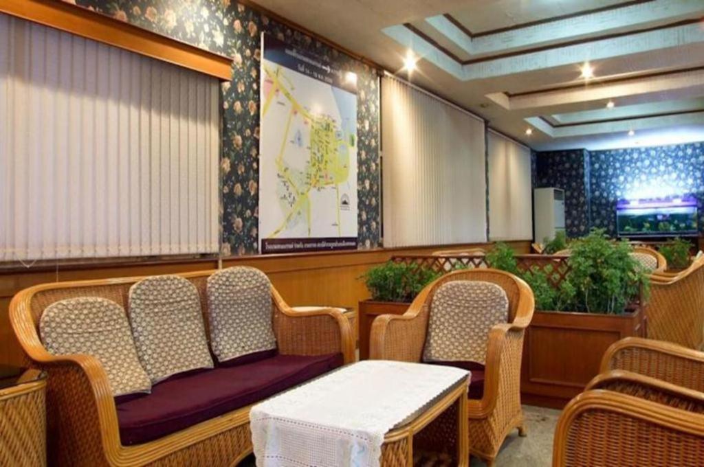Sakol Grand Palace Hotel 3*