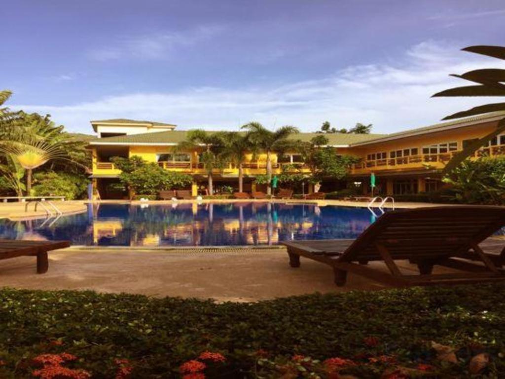 Resort Bacchus Pran Buri