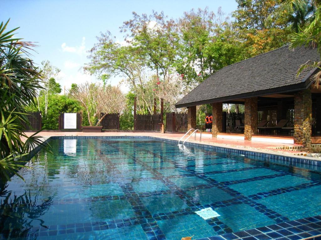 Balcony Hill Resort 3*