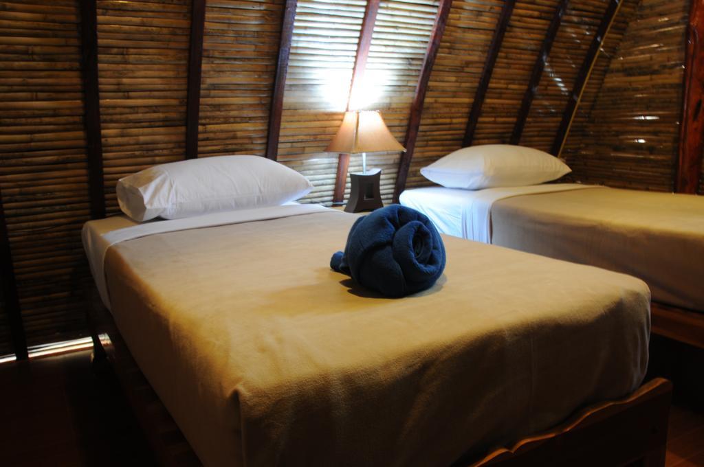 Baanmaiphai Hostel *