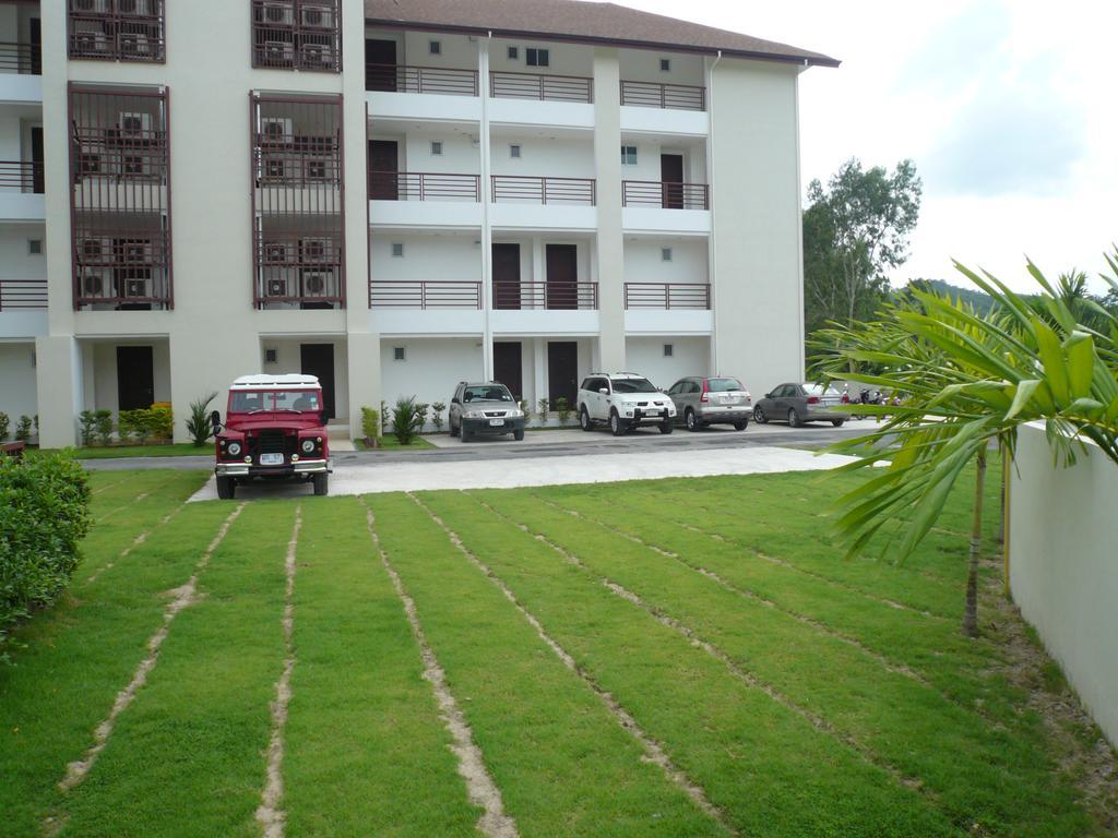 Tai-pan And Hua Hin