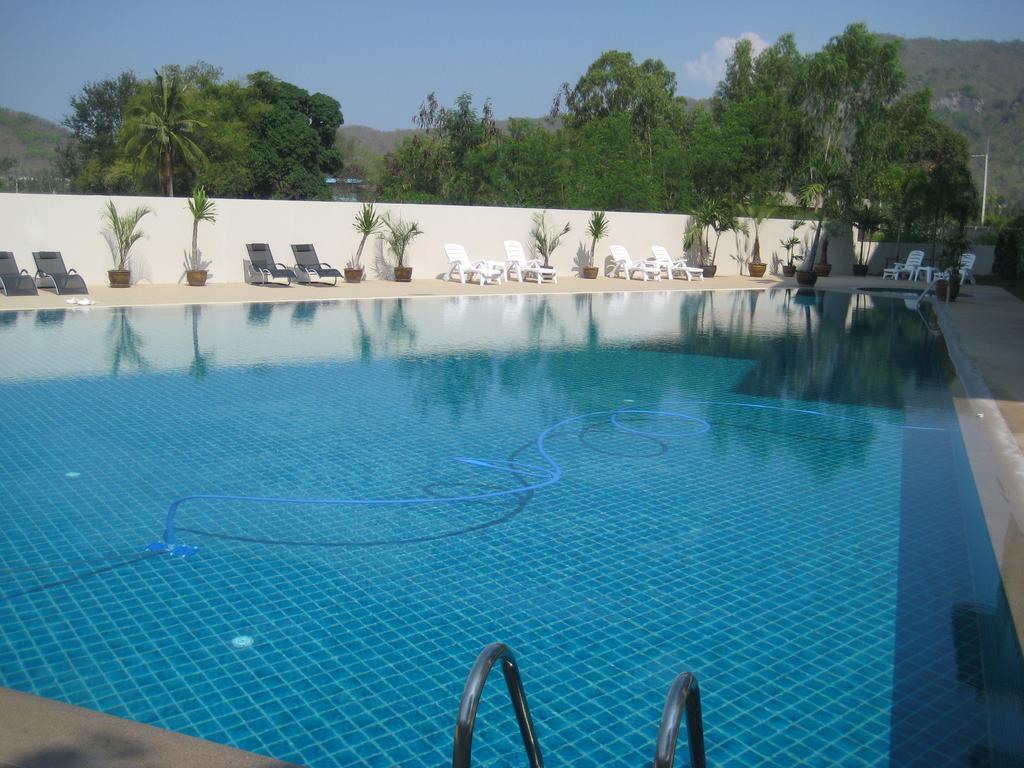 Tai-pan And Resort Hua Hin