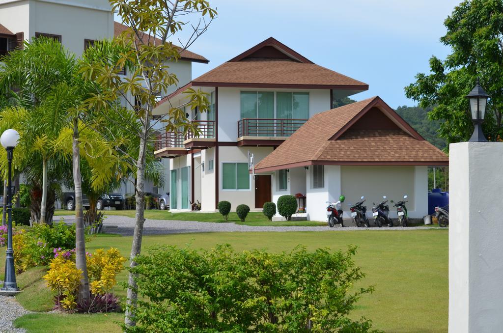 Tai-pan And Resort Hua Hin