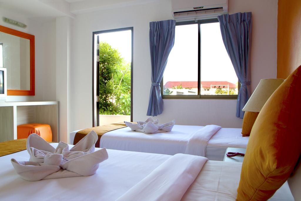 Twin Hotel 2*