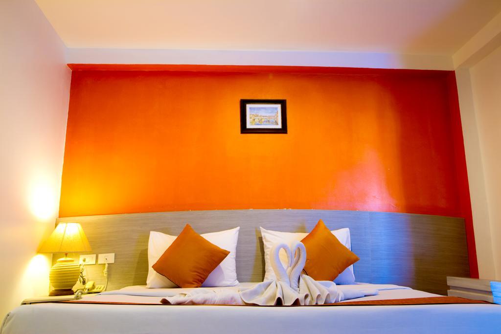Twin Hotel