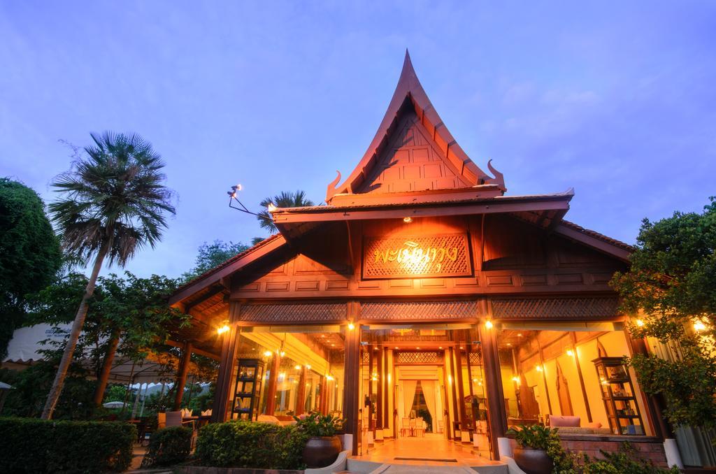 Petchvarin And Resort Kaeng Krachan