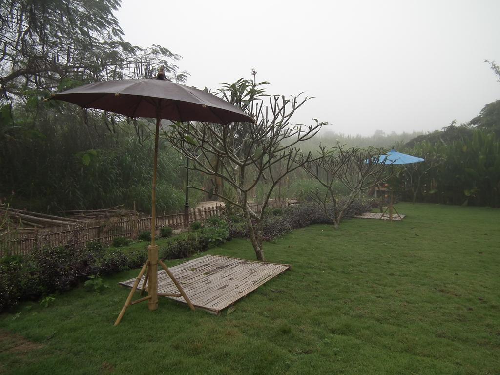 Resort Bamboo Hut *
