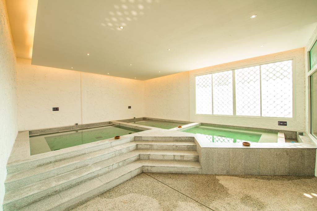 Laemtong Serviced Aparthotel Si Racha