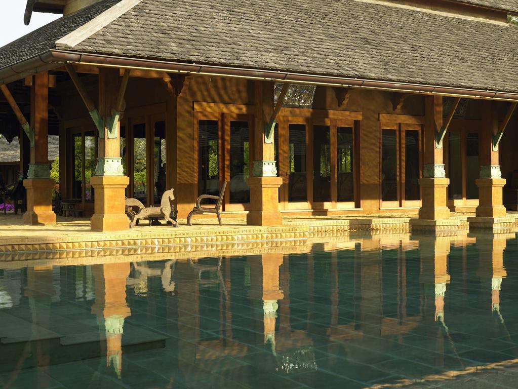 Howie's Resort Mae Rim
