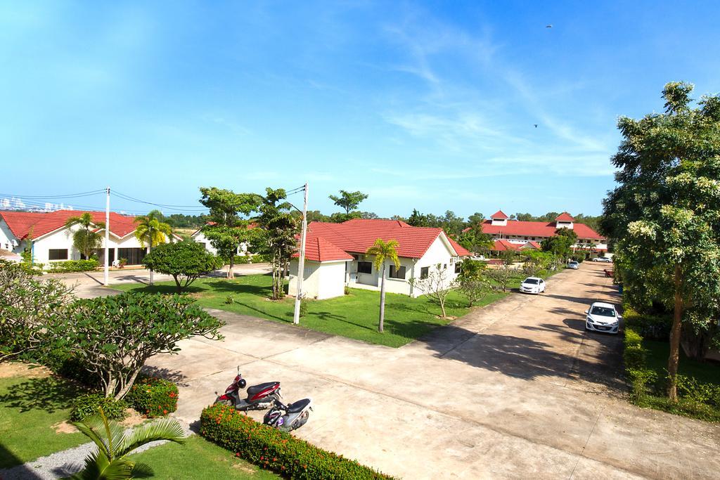 Lake Villa Resort Resort Bang Lamung