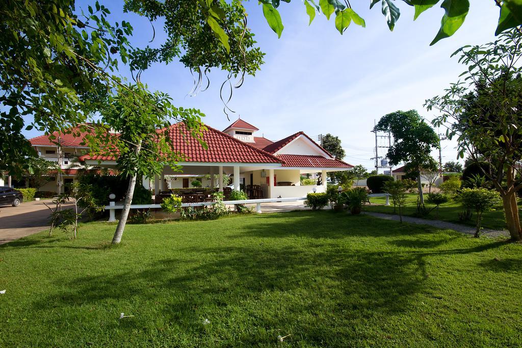 Lake Villa Resort Resort 3*