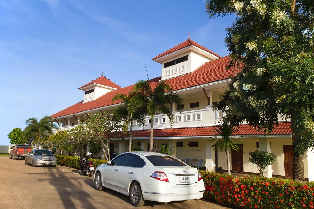 Lake Villa Resort Resort Bang Lamung