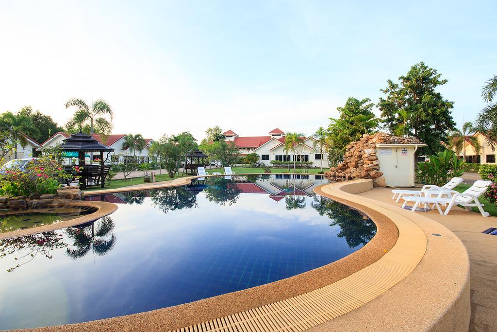 Lake Villa Resort Resort Bang Lamung
