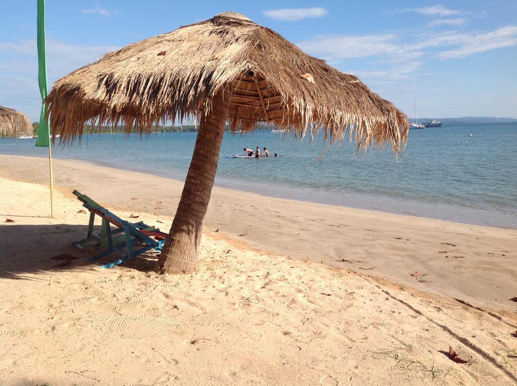 Holiday Beach 2*