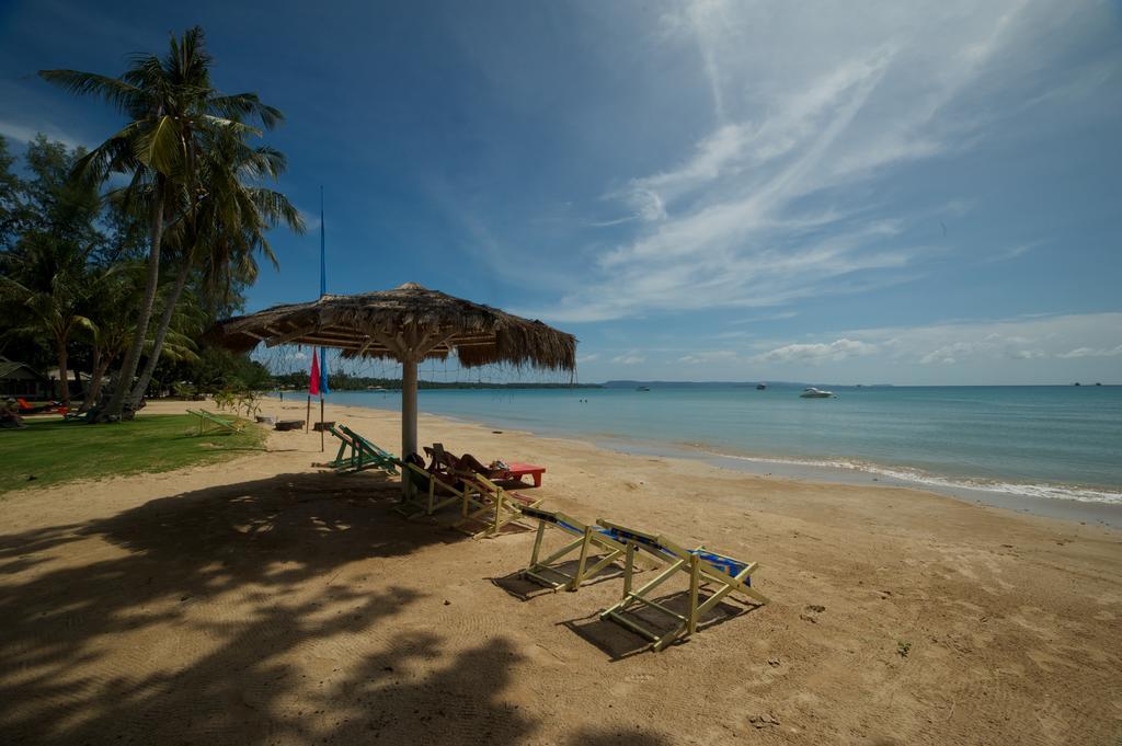 Holiday Beach Resort 2*