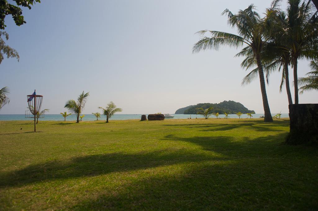 Holiday Beach 2* Trat